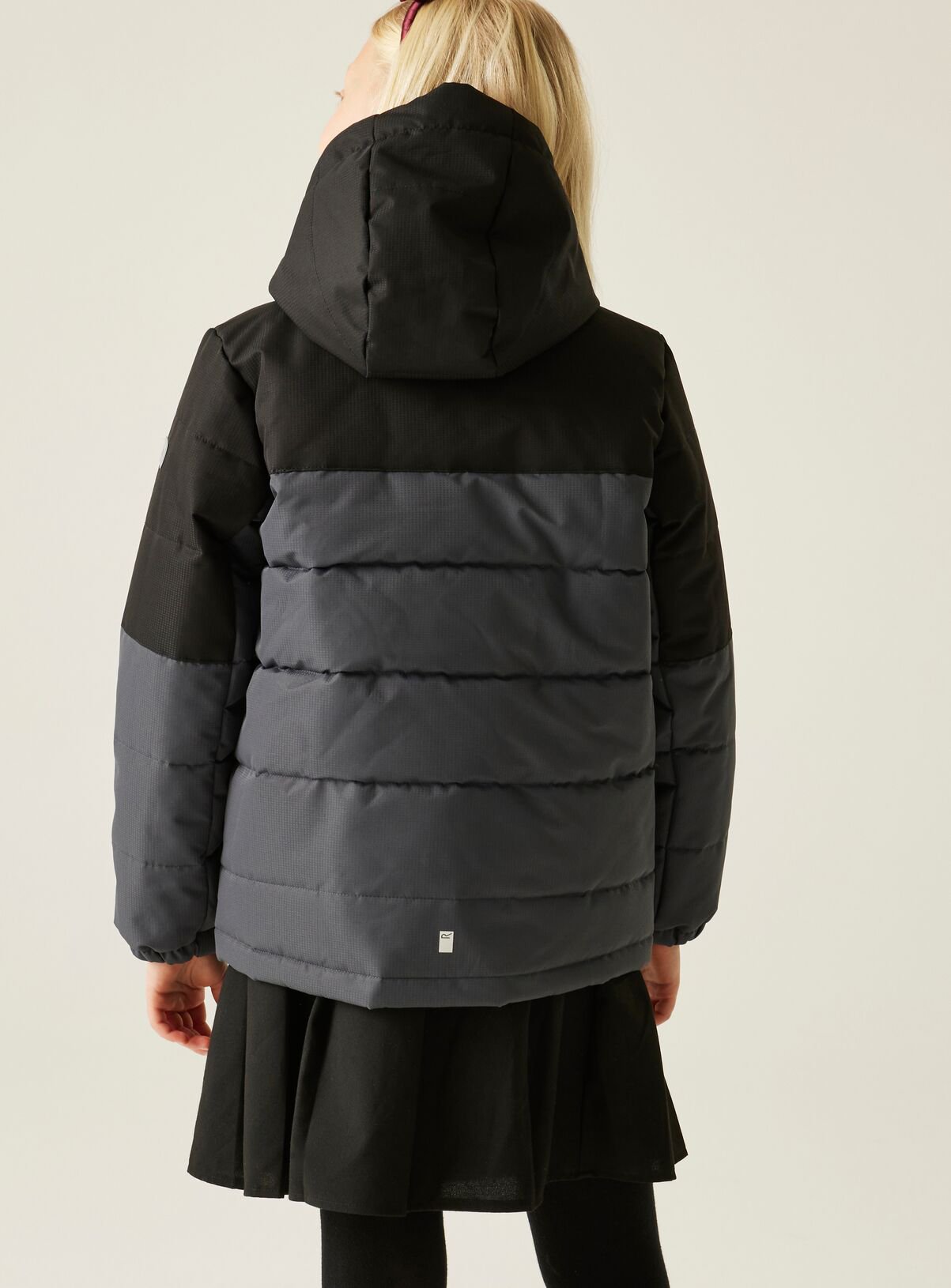 REGATTA Lofthouse Water Repellent Insulated Jacket Grey 5-6 Years - Image 2 thumbnail